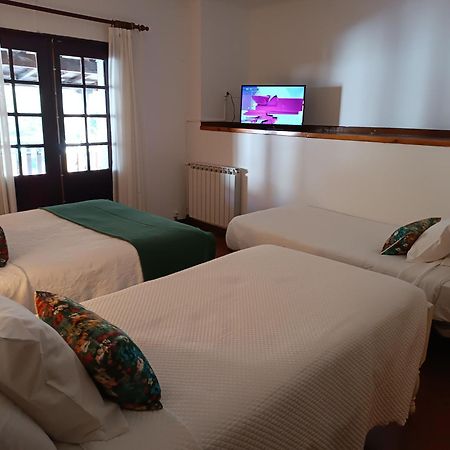 Sao Miguel Do Geres Hotel Phòng bức ảnh