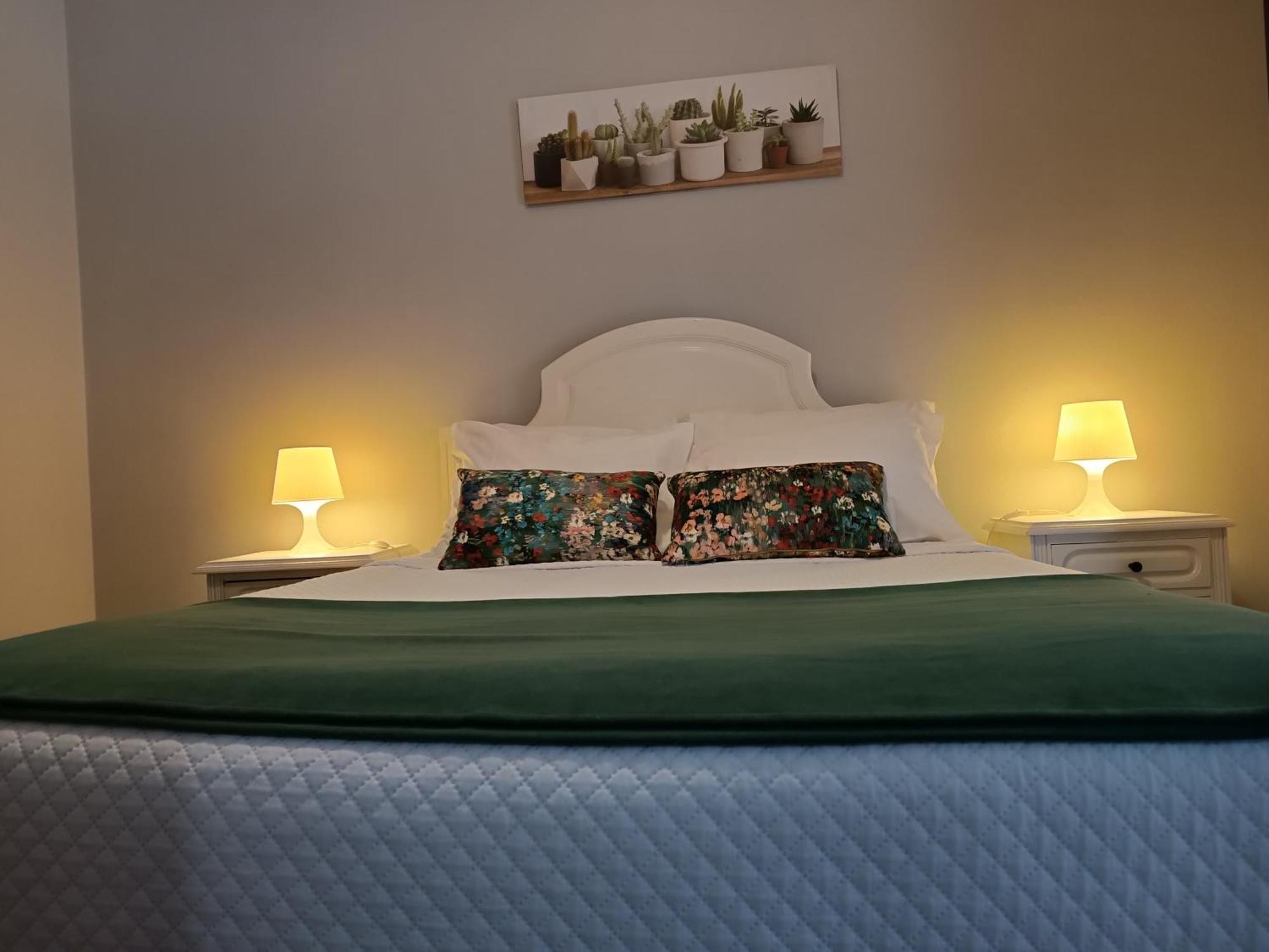 Sao Miguel Do Geres Hotel Phòng bức ảnh