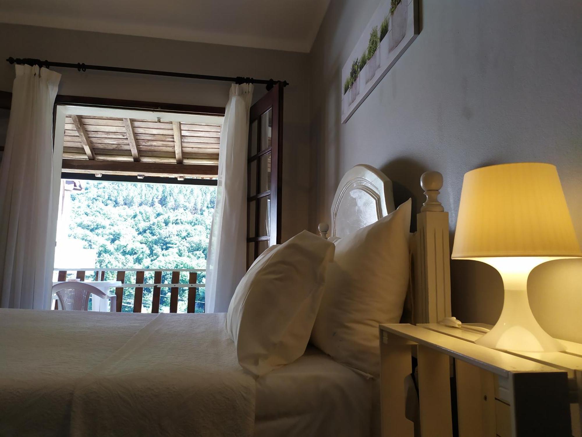 Sao Miguel Do Geres Hotel Phòng bức ảnh